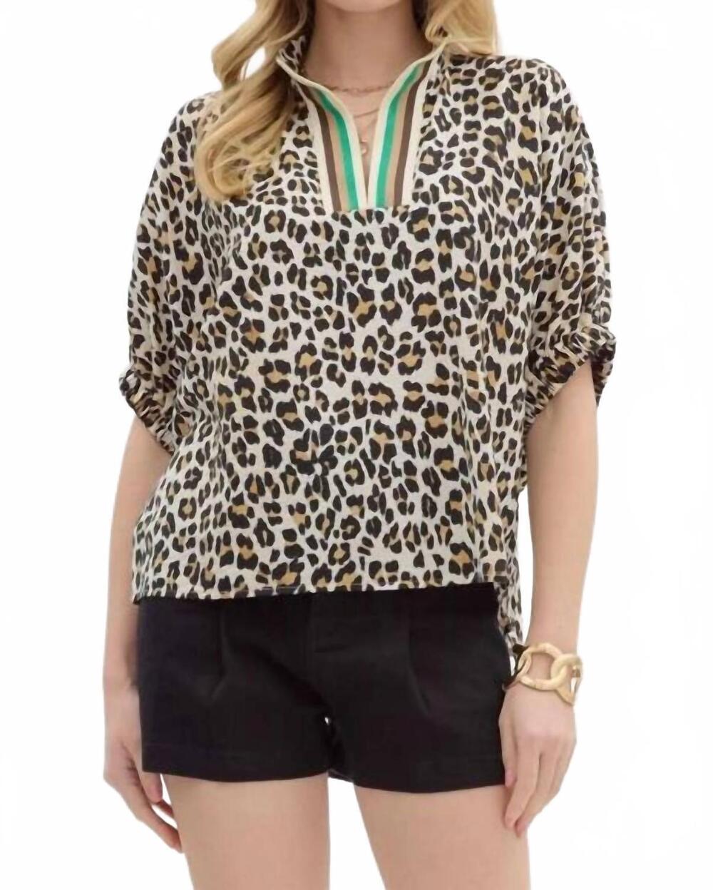 NEW ENTRO pop collar top in leopard